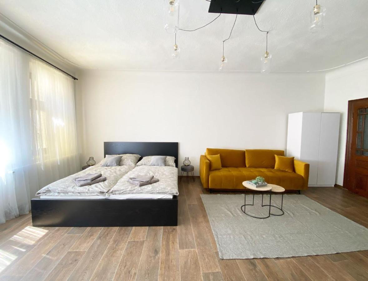 Kovarik Apartments I Olomouc Esterno foto